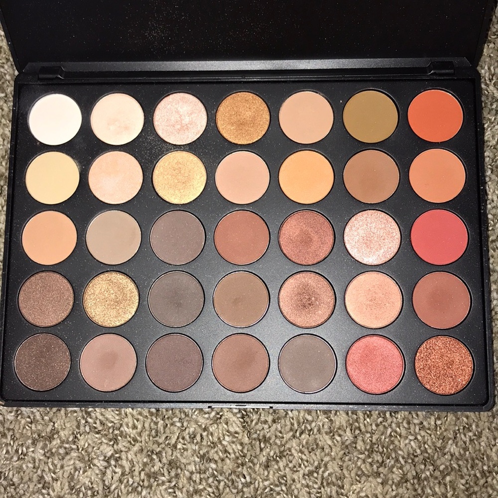 Morphe 35O eyeshadow palette